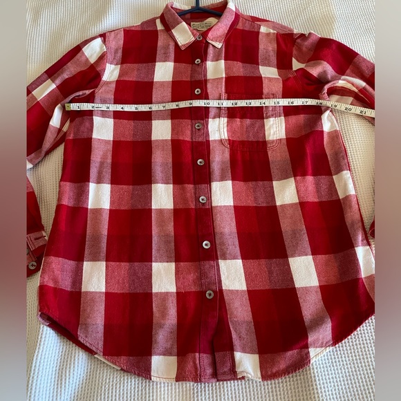 Red White plaid Buffalo print flannel shirt. Size XS. - Picture 4 of 8